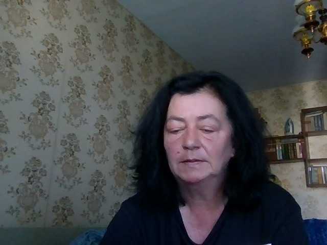 krisshurdlove live cam on BongaCams