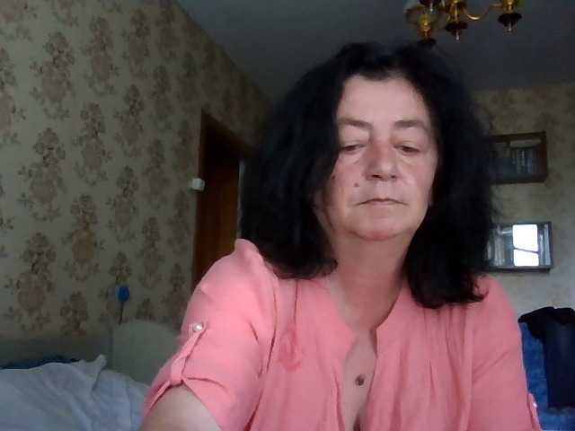 krisshurdlove live cam on BongaCams