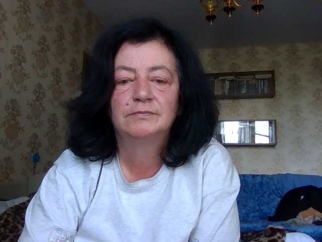 krisshurdlove live cam on BongaCams