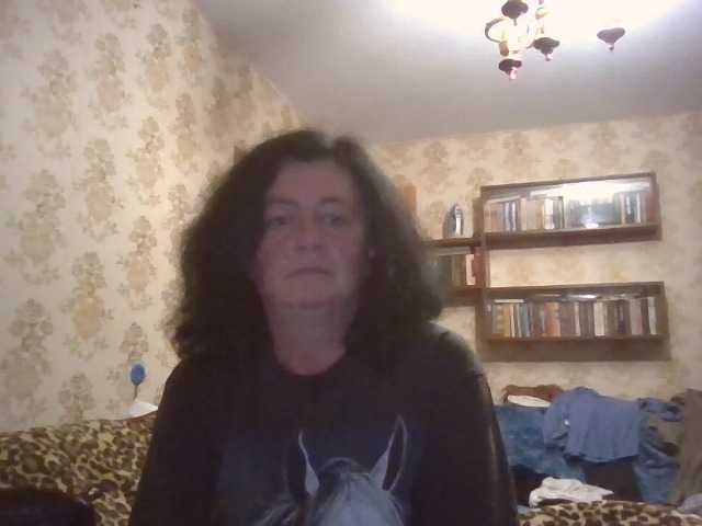 krisshurdlove live cam on BongaCams