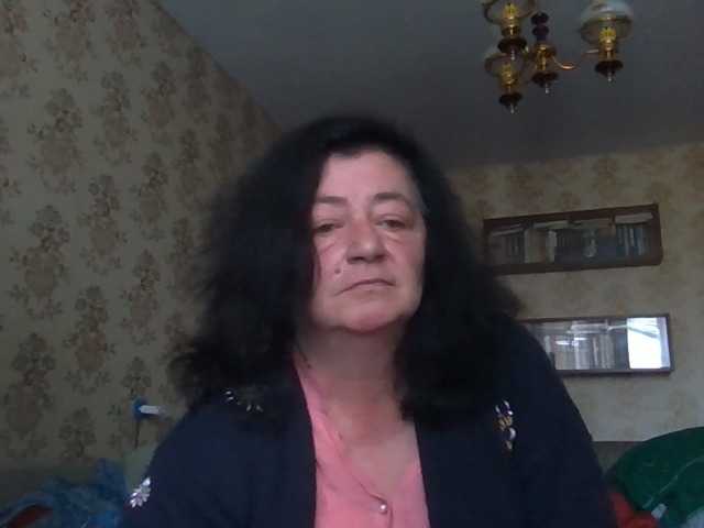 krisshurdlove live cam on BongaCams