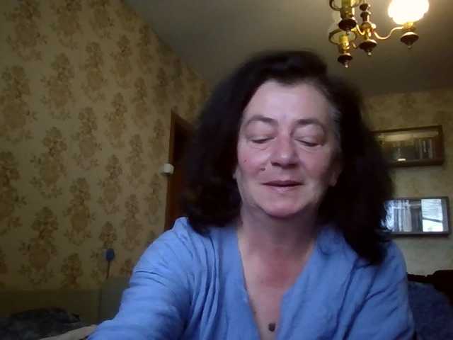 krisshurdlove live cam on BongaCams