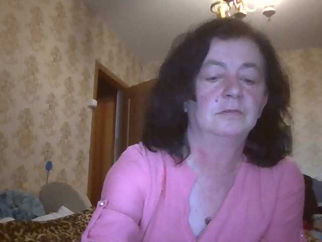 krisshurdlove live webcam show