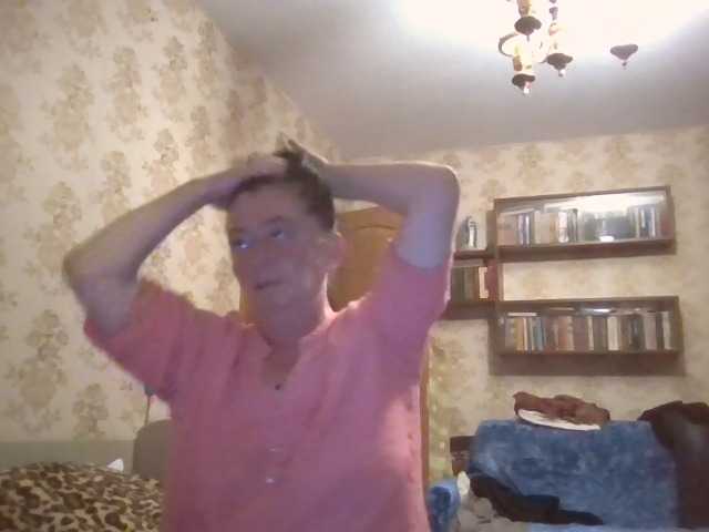 krisshurdlove live cam on BongaCams