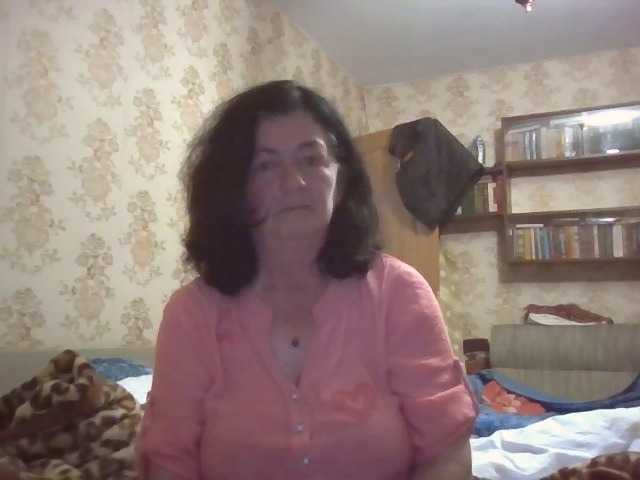 krisshurdlove live cam preview
