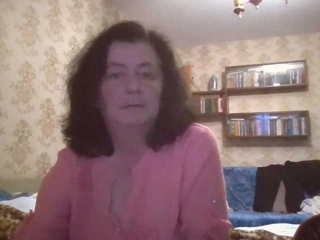 krisshurdlove live cam on BongaCams