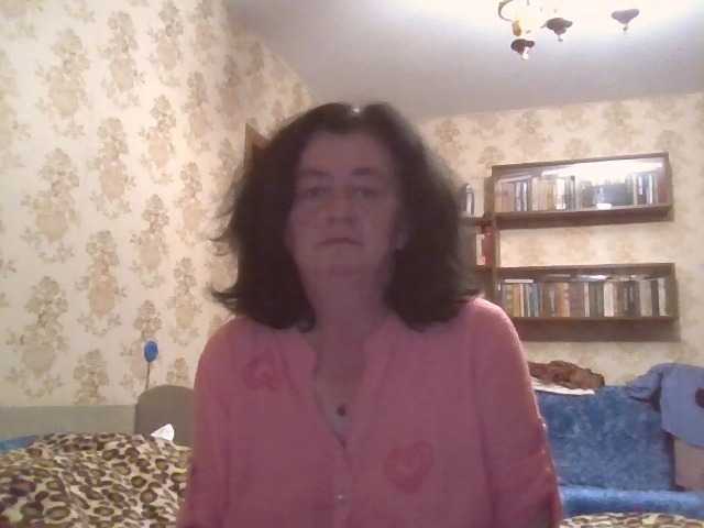 krisshurdlove live cam on BongaCams