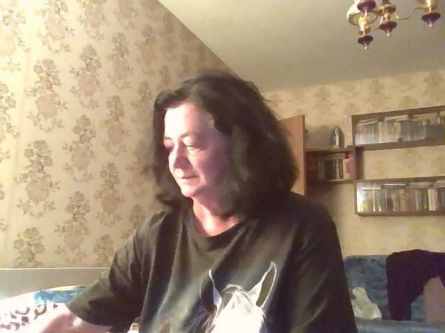 krisshurdlove live cam on BongaCams