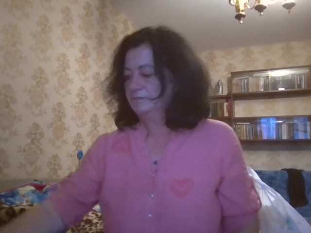 krisshurdlove live cam on BongaCams