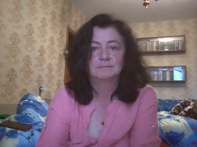 krisshurdlove live cam on BongaCams