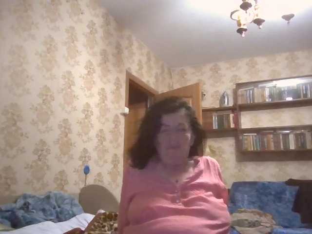 krisshurdlove live cam on BongaCams