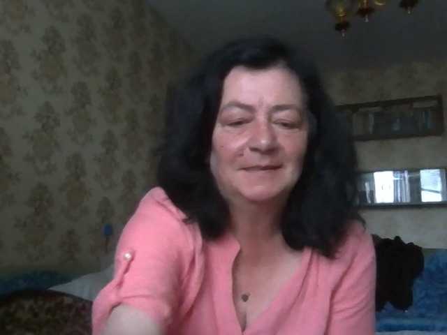 krisshurdlove live cam on BongaCams