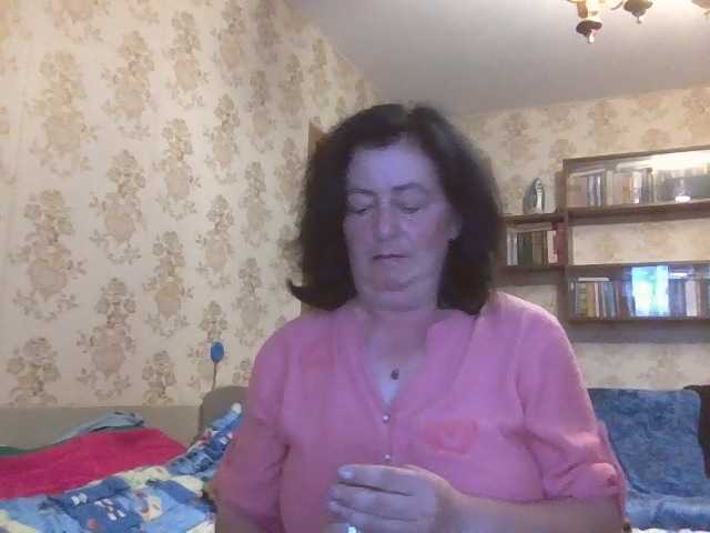 krisshurdlove live cam on BongaCams