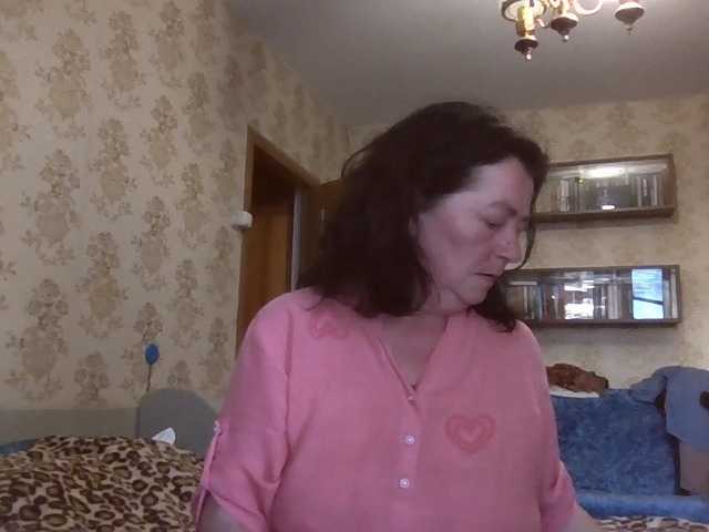 krisshurdlove live cam on BongaCams