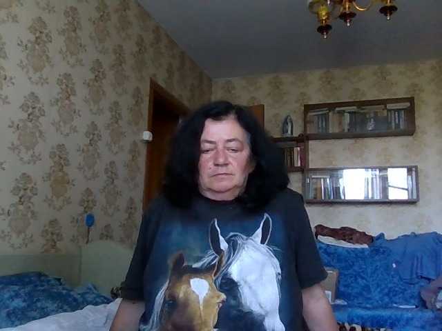 krisshurdlove live cam on BongaCams