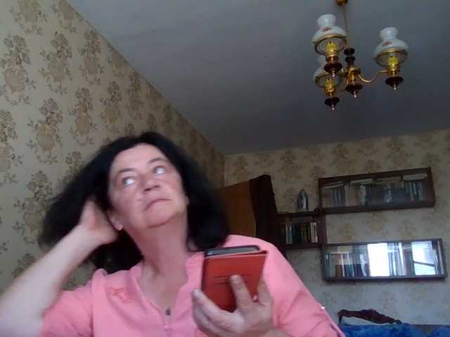 krisshurdlove live cam preview