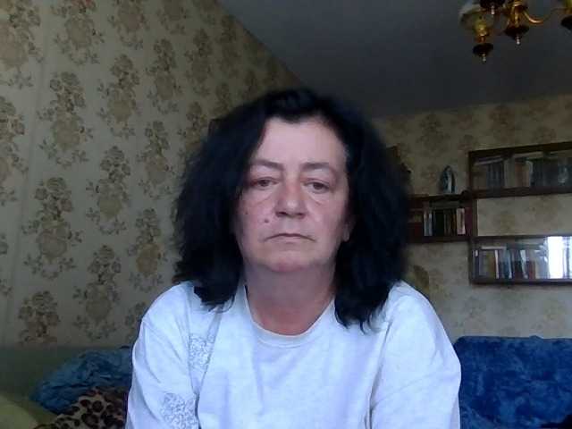 krisshurdlove live cam on BongaCams