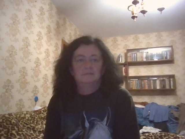 krisshurdlove live cam on BongaCams