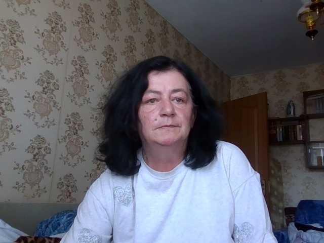 krisshurdlove live cam on BongaCams