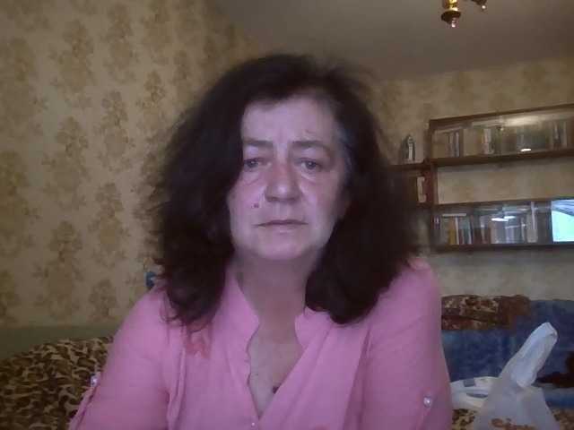 krisshurdlove live cam on BongaCams