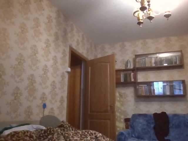 krisshurdlove live cam on BongaCams
