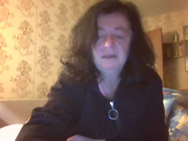 krisshurdlove live cam preview