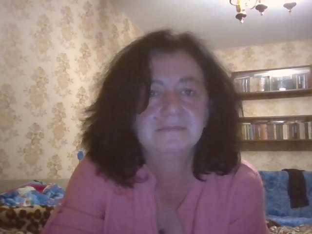 krisshurdlove live cam on BongaCams