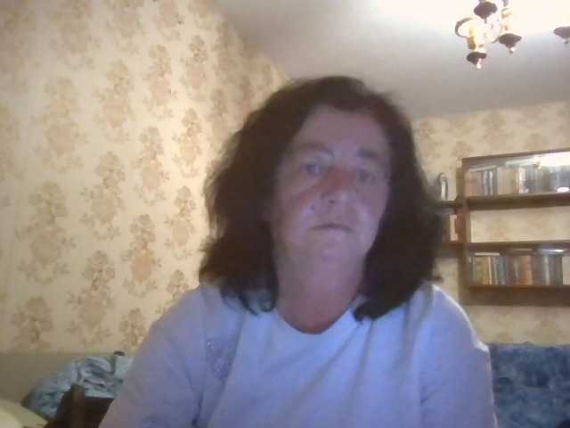 le modèle krisshurdlove est en webcam porno dans un show sur le site bongacams, il possède les tags suivants: White/Caucasian,Brunette,Shaved