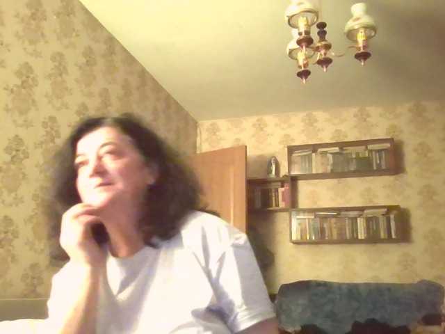 krisshurdlove live cam preview
