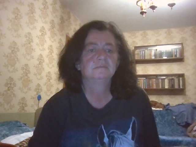 krisshurdlove live cam on BongaCams