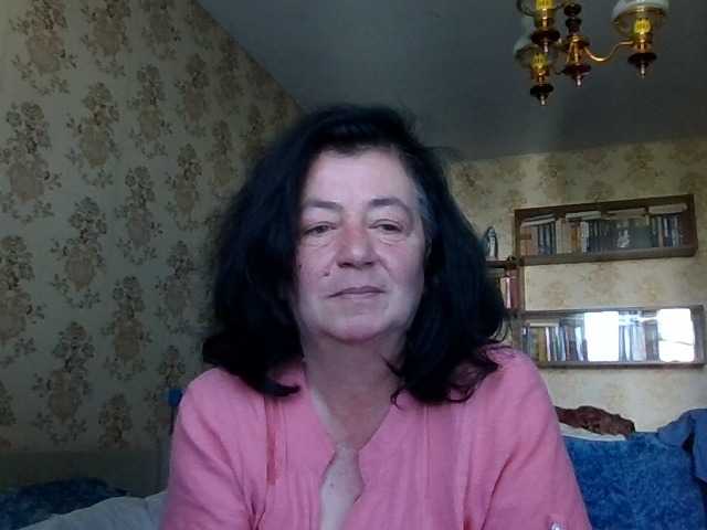 krisshurdlove live cam on BongaCams