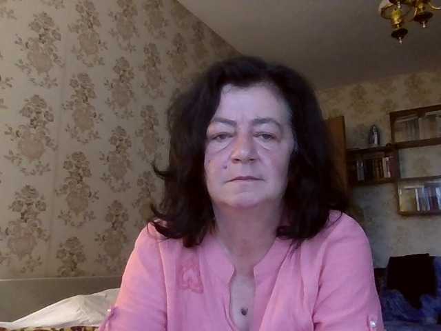 krisshurdlove live cam on BongaCams