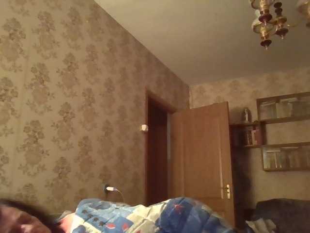 krisshurdlove live cam on BongaCams