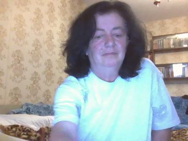 krisshurdlove live cam on BongaCams