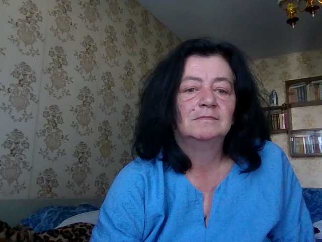 krisshurdlove live cam on BongaCams