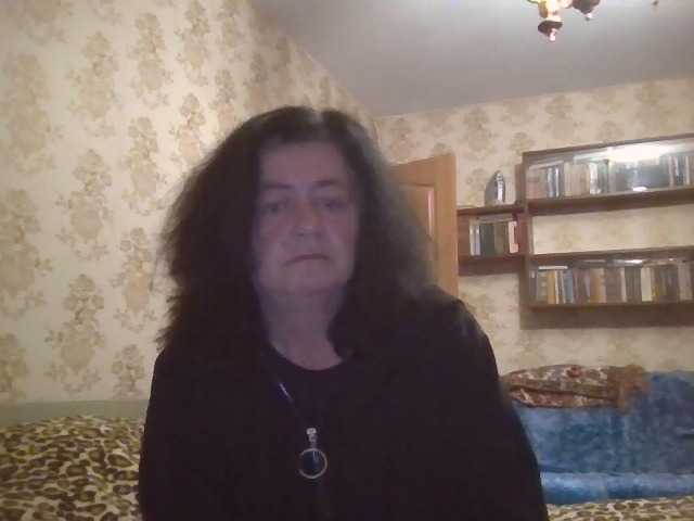 krisshurdlove, en directo ahora en BongaCams