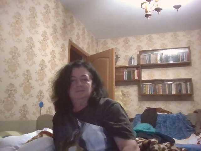 krisshurdlove live cam on BongaCams