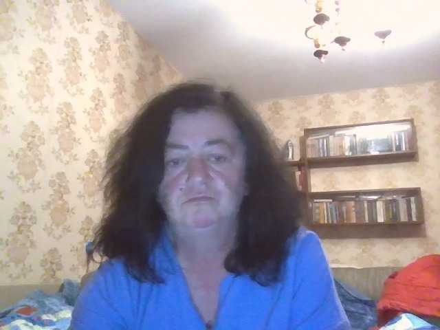 krisshurdlove live cam on BongaCams