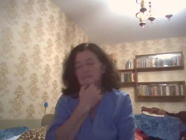 krisshurdlove live cam on BongaCams