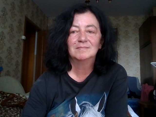 krisshurdlove live cam on BongaCams