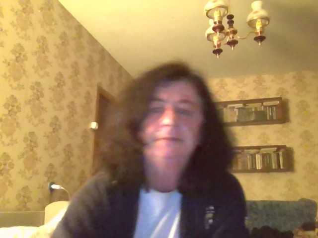 krisshurdlove live cam preview