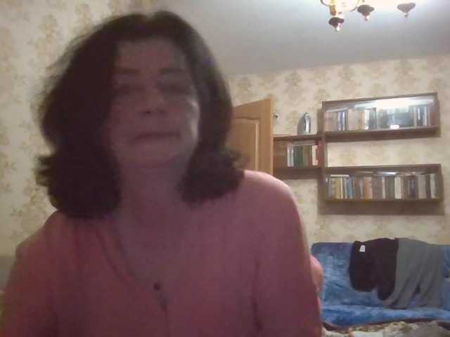krisshurdlove live cam on BongaCams