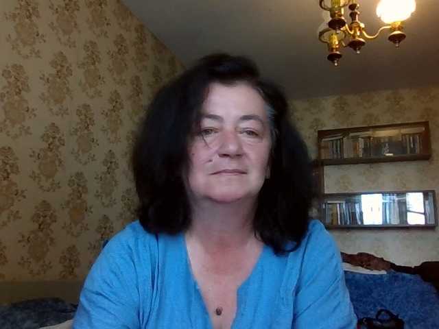 krisshurdlove live cam on BongaCams