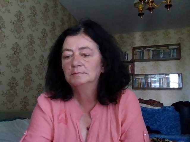 krisshurdlove live cam on BongaCams