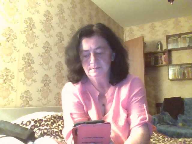 krisshurdlove live cam on BongaCams