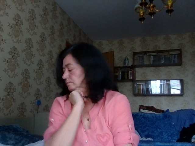 krisshurdlove live cam on BongaCams