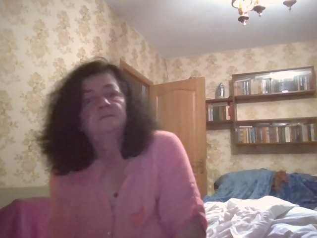 krisshurdlove live cam on BongaCams