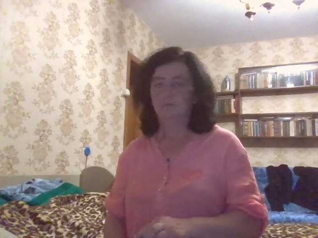 krisshurdlove live cam on BongaCams