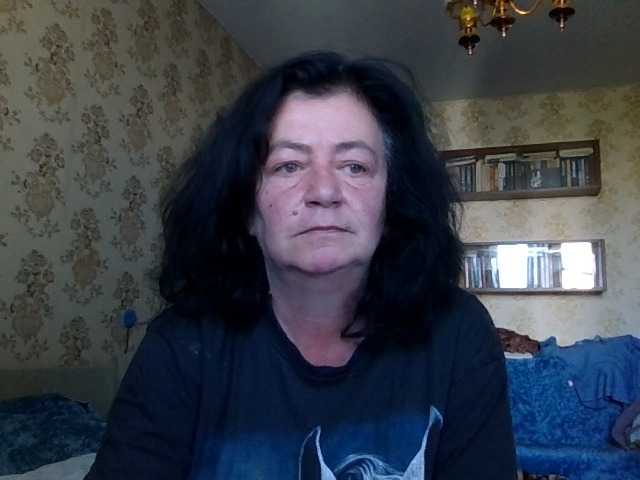 krisshurdlove live cam on BongaCams
