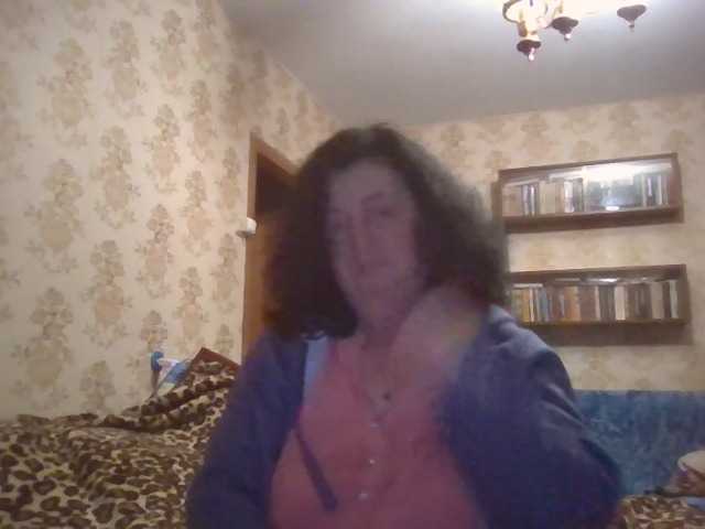 krisshurdlove live cam on BongaCams